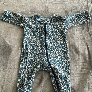 Matching carters sleeper 2 way zip up and long sleeve shirt all size 3 months,